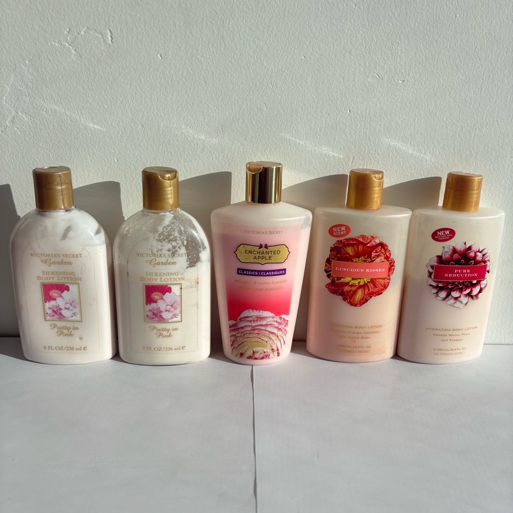 VINTAGE Victoria's Secret Pretty in Pink, Enchanted Apple,luscious kisses Bundle
